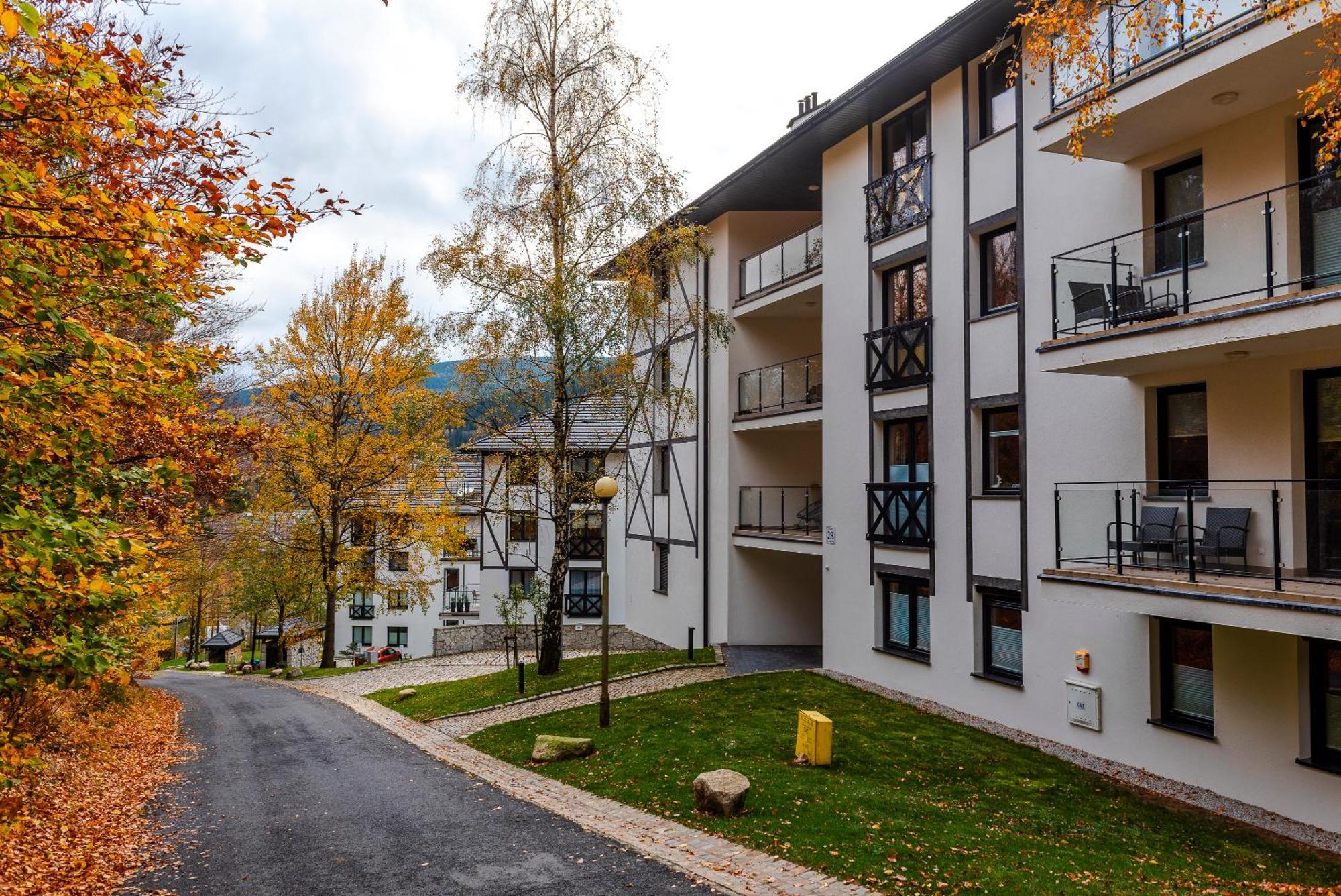 Apartamenty Na Polnej Świeradów-Zdrój Dış mekan fotoğraf
